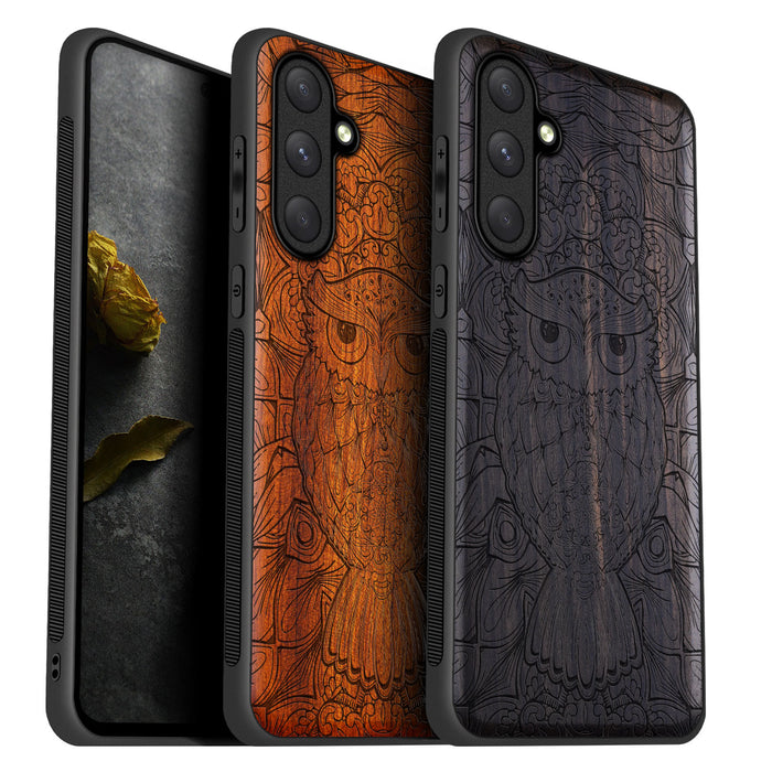 The Owl Tapestry, Classic Engraved Wood & TPU Case - Artisanal Cover for Samsung Galaxy