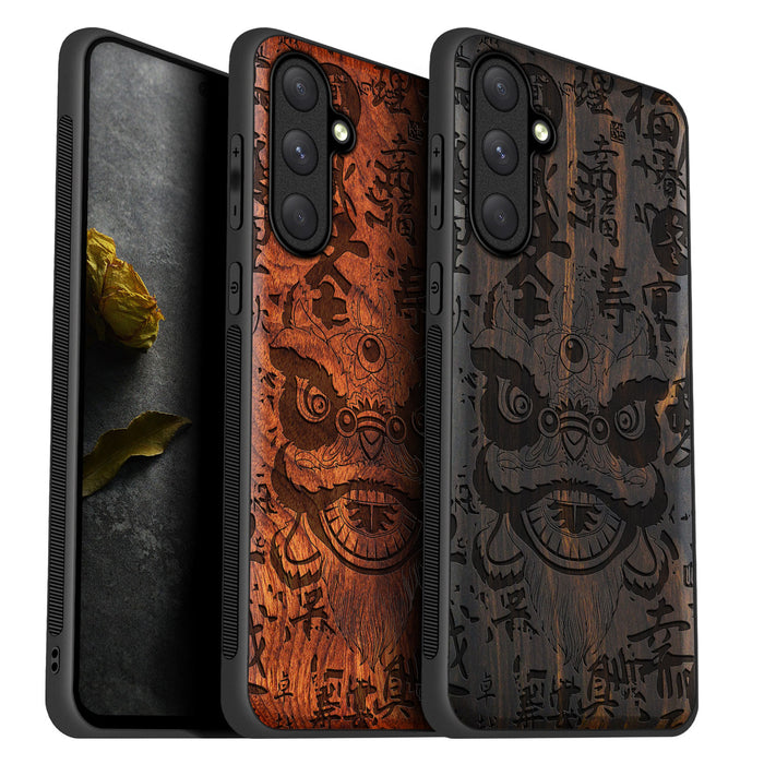 Chinese Lion, Classic Engraved Wood & TPU Case - Artisanal Cover for Samsung Galaxy