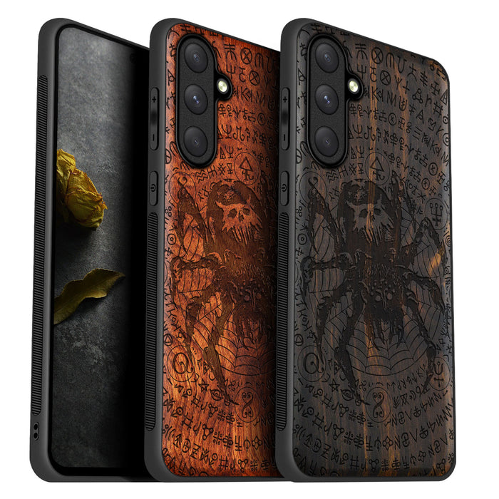 Enigmatic Black Spider Amidst Runes, Classic Engraved Wood & TPU Case - Artisanal Cover for Samsung Galaxy