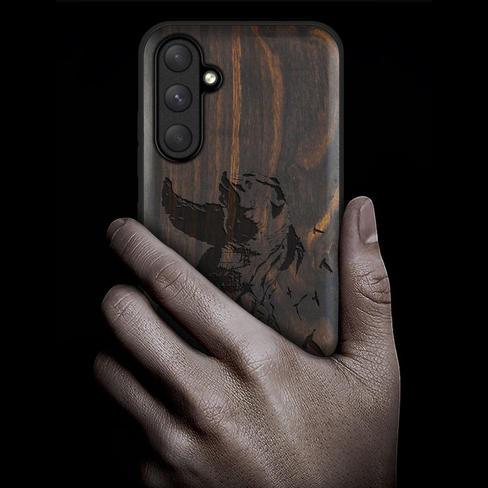 Majestic Bear in Nature's Embrace, Classic Engraved Wood & TPU Case - Artisanal Cover for Samsung Galaxy