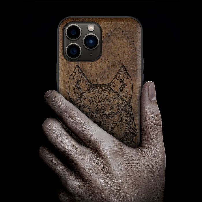 Realistic Wolf Linework Art, Classic Engraved Wood & TPU Case - Artisanal Cover for Apple iPhone