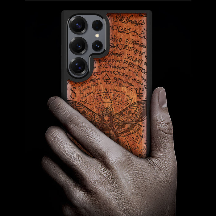 The Death Moth and Octagonal Star, Classic Engraved Wood & TPU Case - Artisanal Cover for Samsung Galaxy