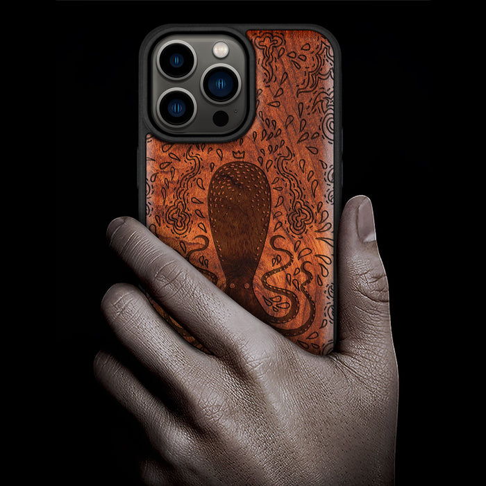 The Floral Octopus, Classic Engraved Wood & TPU Case - Artisanal Cover for Apple iPhone