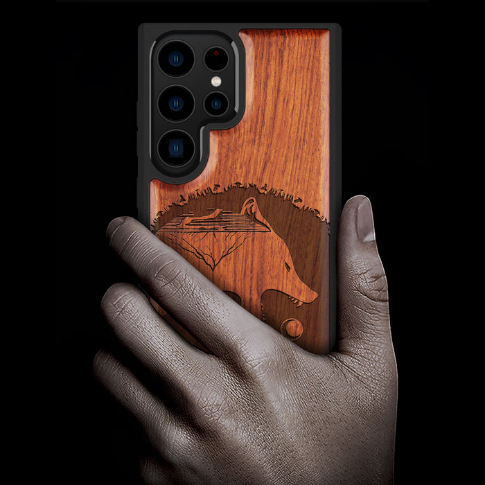 Yin-Yang Wolf, Classic Engraved Wood & TPU Case - Artisanal Cover for Samsung Galaxy