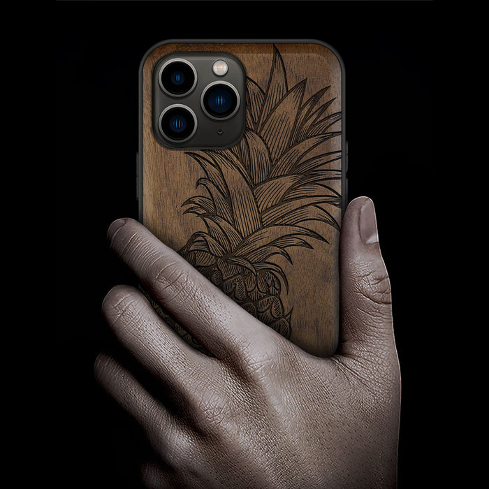 The Pineapple Fruit Design, Classic Engraved Wood & TPU Case - Artisanal Cover for Apple iPhone