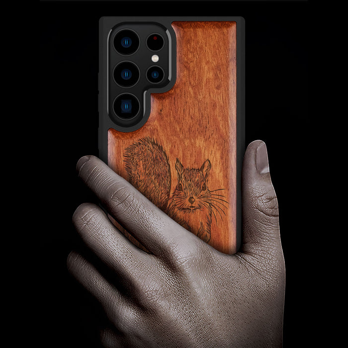 The Squirrel Sketch, Classic Engraved Wood & TPU Case - Artisanal Cover for Samsung Galaxy