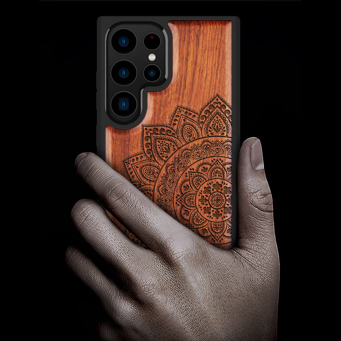 The Half Mandala Lace Pattern, Classic Engraved Wood & TPU Case - Artisanal Cover for Samsung Galaxy