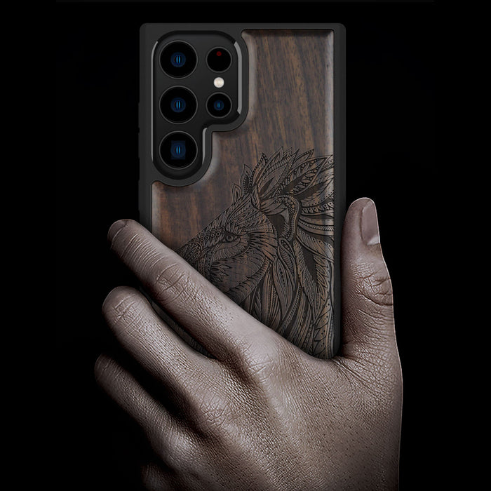 The Ornate Lion's Head, Classic Engraved Wood & TPU Case - Artisanal Cover for Samsung Galaxy