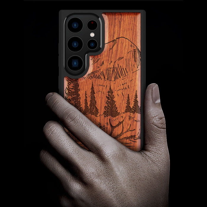 An Enthralling Natural Landscape Illustration, Classic Engraved Wood & TPU Case - Artisanal Cover for Samsung Galaxy