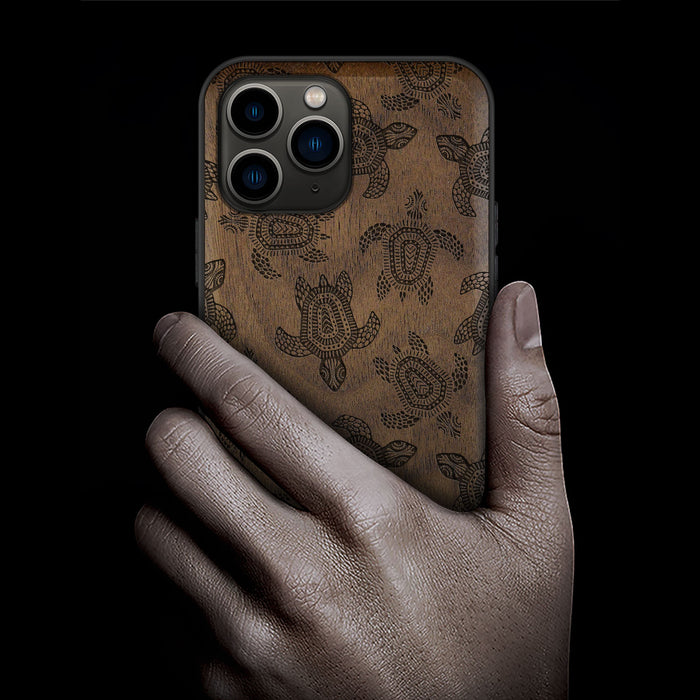 The Turtle Pattern Design, Classic Engraved Wood & TPU Case - Artisanal Cover for Apple iPhone