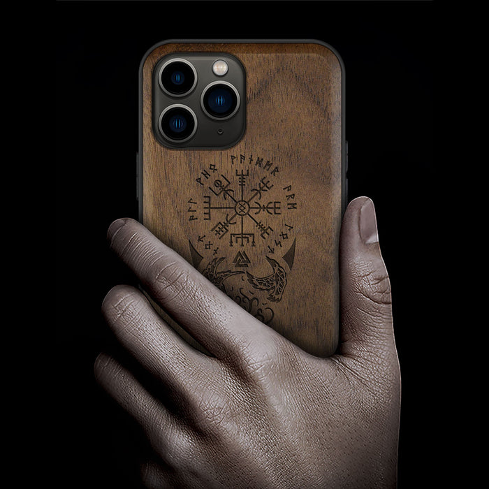 The Guiding Vegvisir, Classic Engraved Wood & TPU Case - Artisanal Cover for Apple iPhone