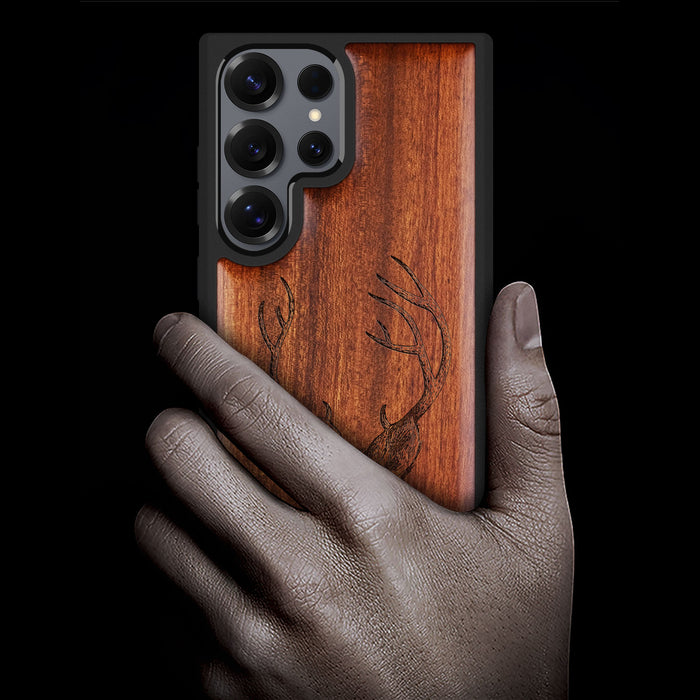 The Half-Length Deer Linework Art, Classic Engraved Wood & TPU Case - Artisanal Cover for Samsung Galaxy