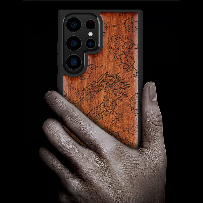 The Dragon's Ascent, Classic Engraved Wood & TPU Case - Artisanal Cover for Samsung Galaxy