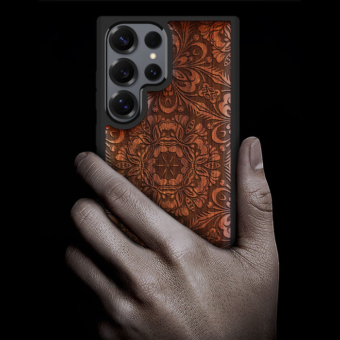 Vintage Damask engraved in Wood, Classic Engraved Wood & TPU Case - Artisanal Cover for Samsung Galaxy