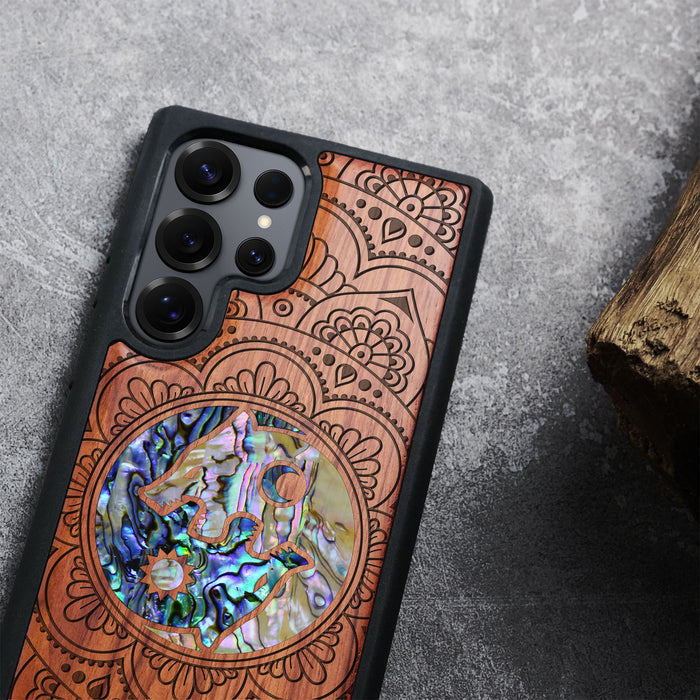 Yin-Yang Wolves Amidst Paisley, Hand-Inlaid Wood & Mother of Pearl Case - Artisanal Cover for Samsung Galaxy