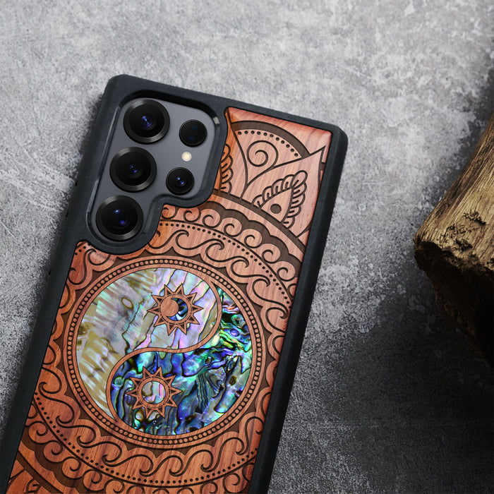 The Yin Yang Paisley, Hand-Inlaid Wood & Mother of Pearl Case - Artisanal Cover for Samsung Galaxy