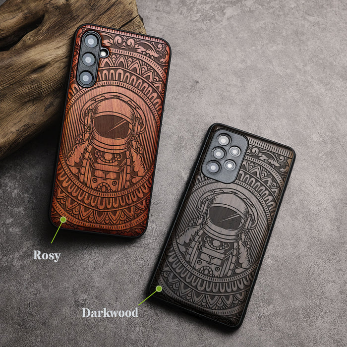 Astronaut in Mandalic Embrace, Classic Engraved Wood & TPU Case - Artisanal Cover for Samsung Galaxy