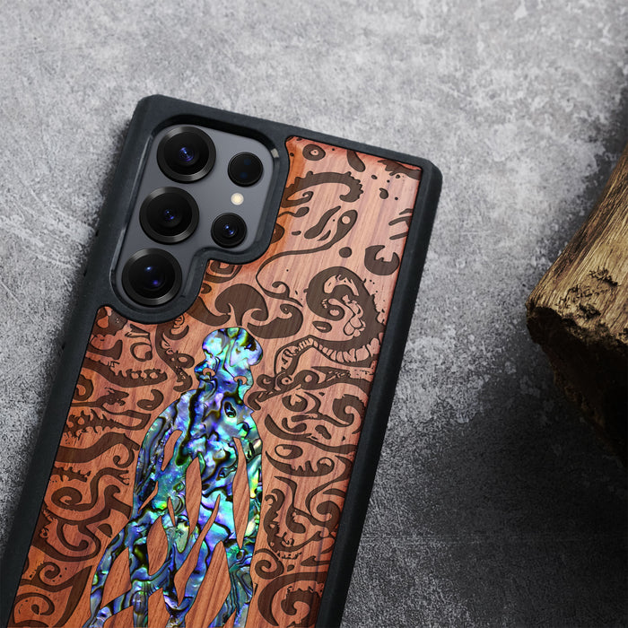 Cephalopod's Nocturne, Hand-Inlaid Wood & Mother of Pearl Case - Artisanal Cover for Samsung Galaxy