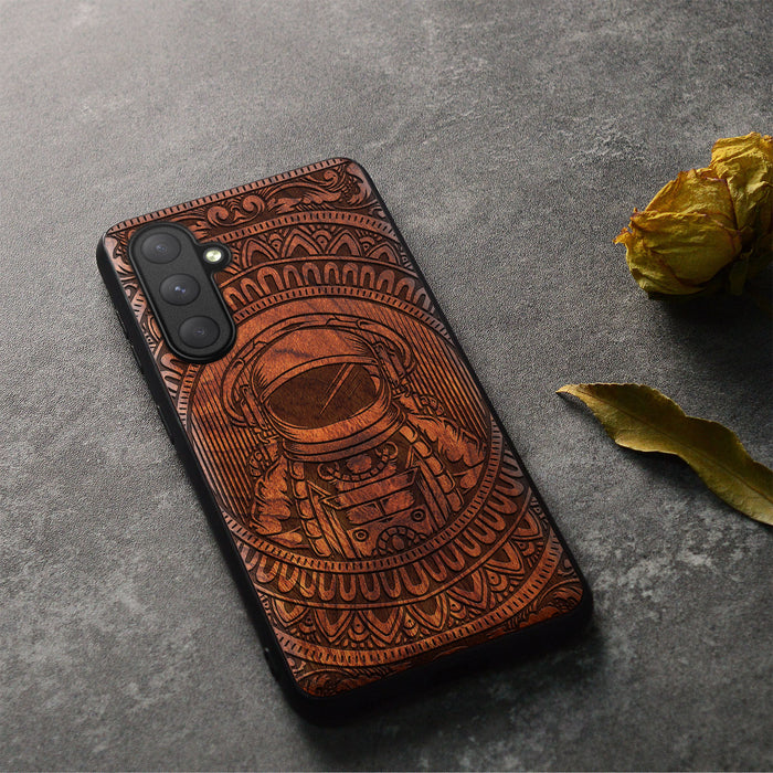 Astronaut in Mandalic Embrace, Classic Engraved Wood & TPU Case - Artisanal Cover for Samsung Galaxy