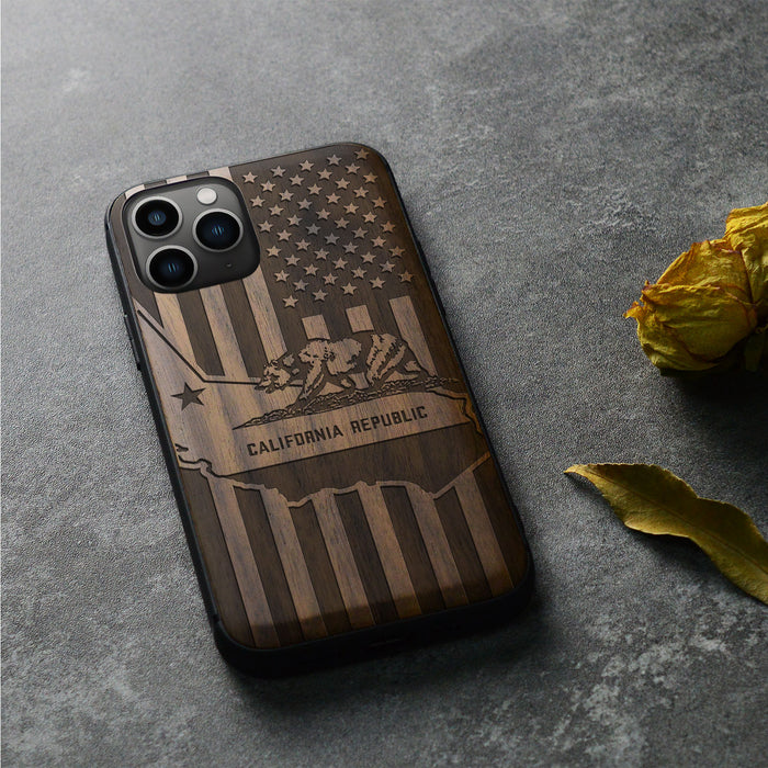 California's Emblematic Tribute, Classic Engraved Wood & TPU Case - Artisanal Cover for Apple iPhone