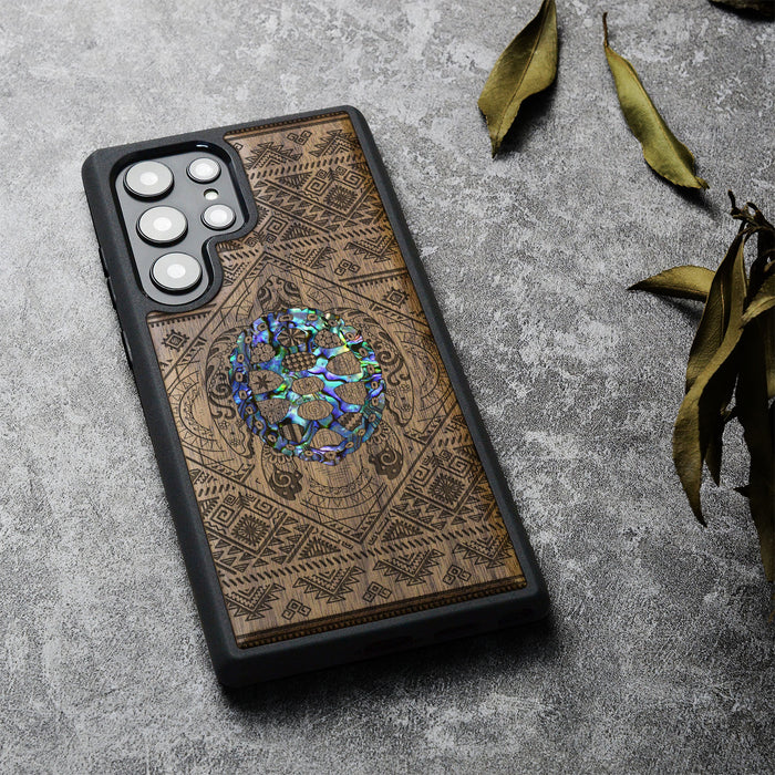 The Beautiful Turtle, Hand-Inlaid Wood & Mother of Pearl Case - Artisanal Cover for Samsung Galaxy