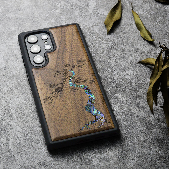 The Majestic Pine Tree, Hand-Inlaid Wood & Mother of Pearl Case - Artisanal Cover for Samsung Galaxy