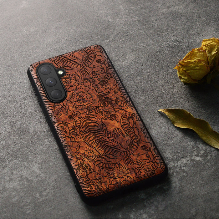 A Tiger Amidst Flowers and Vines, Classic Engraved Wood & TPU Case - Artisanal Cover for Samsung Galaxy