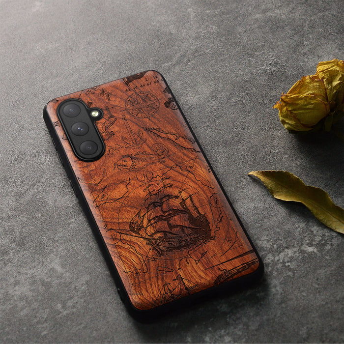 Voyage of Legends, Classic Engraved Wood & TPU Case - Artisanal Cover for Samsung Galaxy