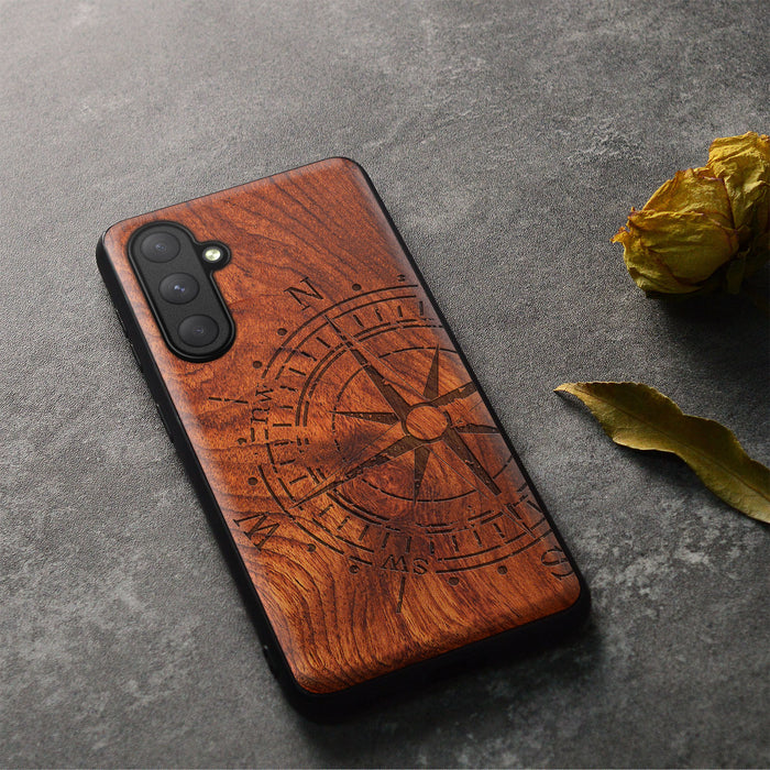 The Incomplete Compass, Classic Engraved Wood & TPU Case - Artisanal Cover for Samsung Galaxy