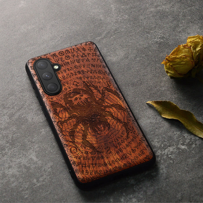 Enigmatic Black Spider Amidst Runes, Classic Engraved Wood & TPU Case - Artisanal Cover for Samsung Galaxy