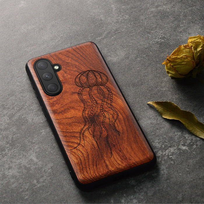 Zentangle Art Jellyfish, Classic Engraved Wood & TPU Case - Artisanal Cover for Samsung Galaxy