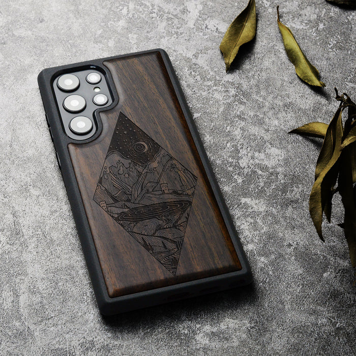 A Glimpse into the Starlit Wilderness, Classic Engraved Wood & TPU Case - Artisanal Cover for Samsung Galaxy