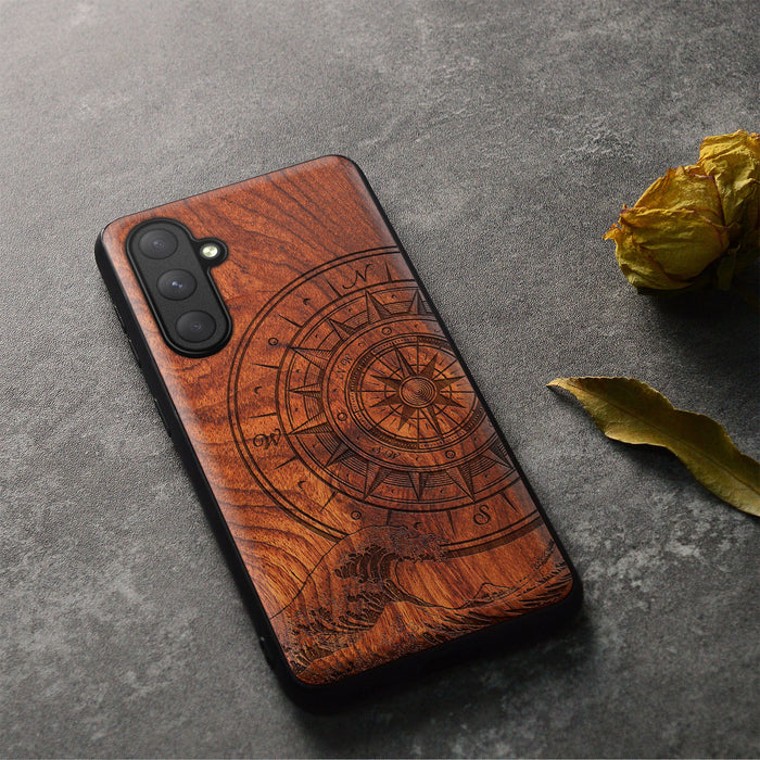 The Compass and the Wave, Classic Engraved Wood & TPU Case - Artisanal Cover for Samsung Galaxy