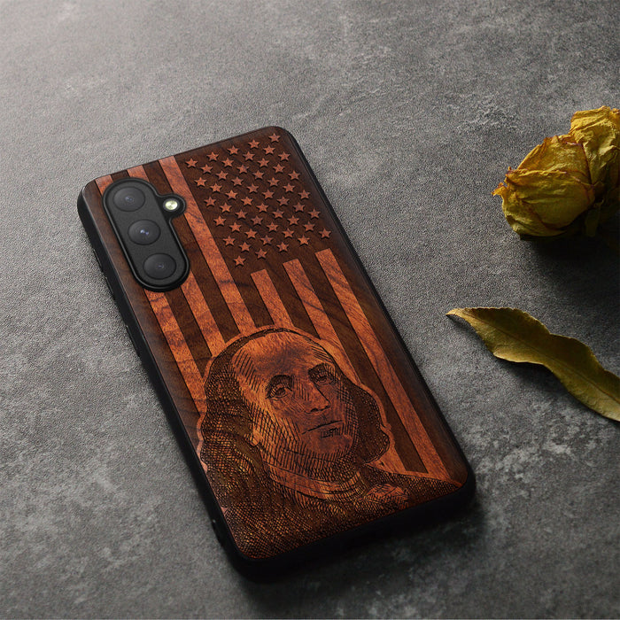 Enduring Vision, Classic Engraved Wood & TPU Case - Artisanal Cover for Samsung Galaxy