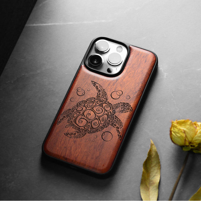 The Maori Turtle, Classic Engraved Wood & TPU Case - Artisanal Cover for Apple iPhone