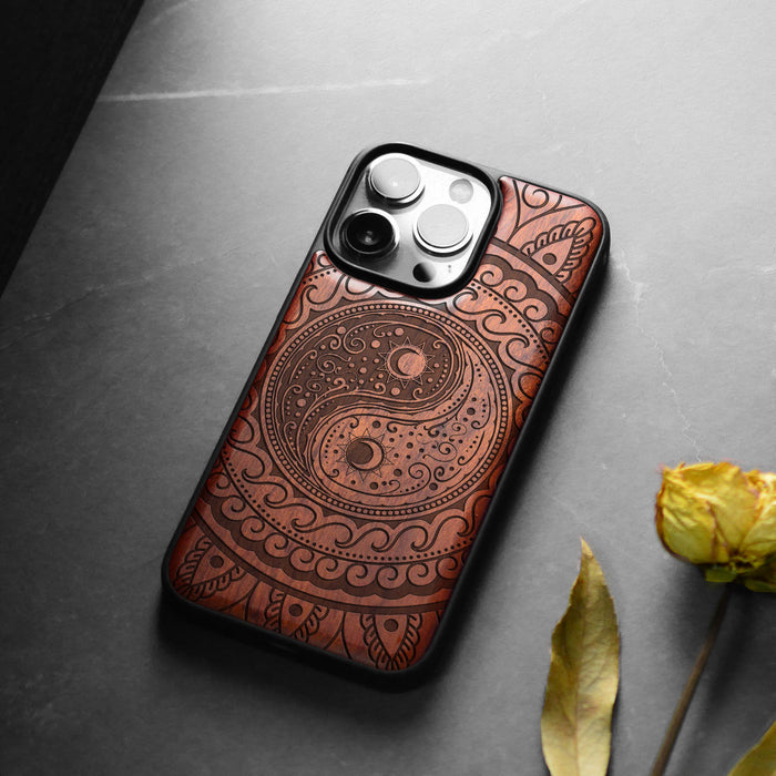 The Yin Yang Paisley, Classic Engraved Wood & TPU Case - Artisanal Cover for Apple iPhone