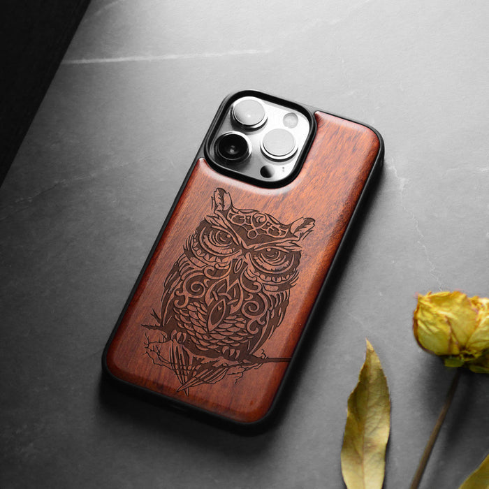 An Owl Perched on a Branch, Classic Engraved Wood & TPU Case - Artisanal Cover for Apple iPhone