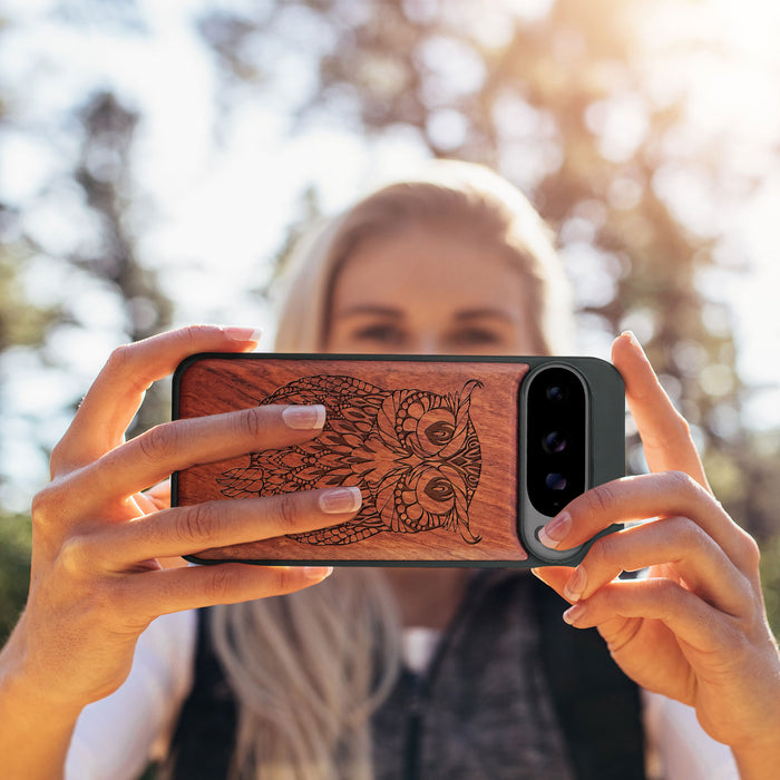 Owl Mandala, Classic Engraved Wood & TPU Case - Artisanal Cover for Google Pixel