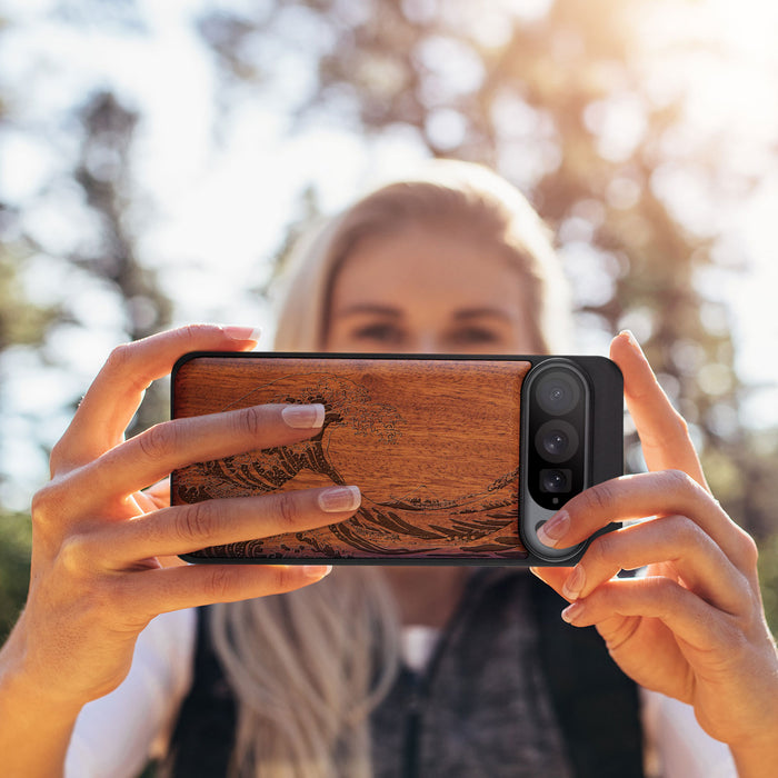 The Great Wave Off Kanagawa, Classic Engraved Wood & TPU Case - Artisanal Cover for Google Pixel