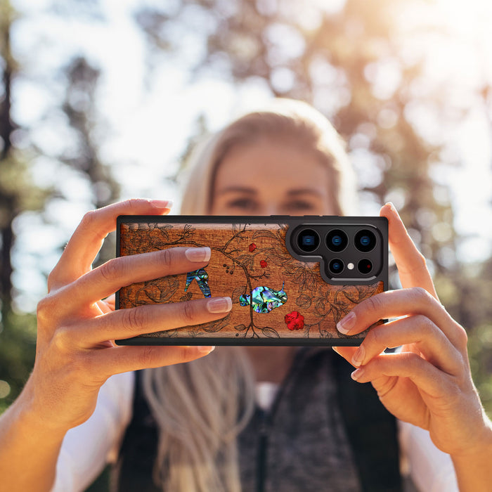 A Dance of Flora and Avian, Hand-Inlaid Wood & Mother of Pearl Case - Artisanal Cover for Samsung Galaxy