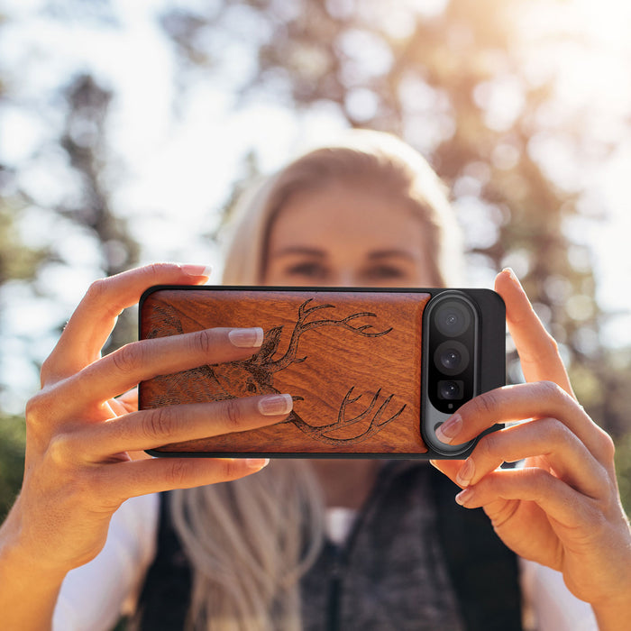 The Half-Length Deer Linework Art, Classic Engraved Wood & TPU Case - Artisanal Cover for Google Pixel