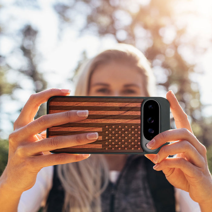 Bold Glory, Classic Engraved Wood & TPU Case - Artisanal Cover for Google Pixel