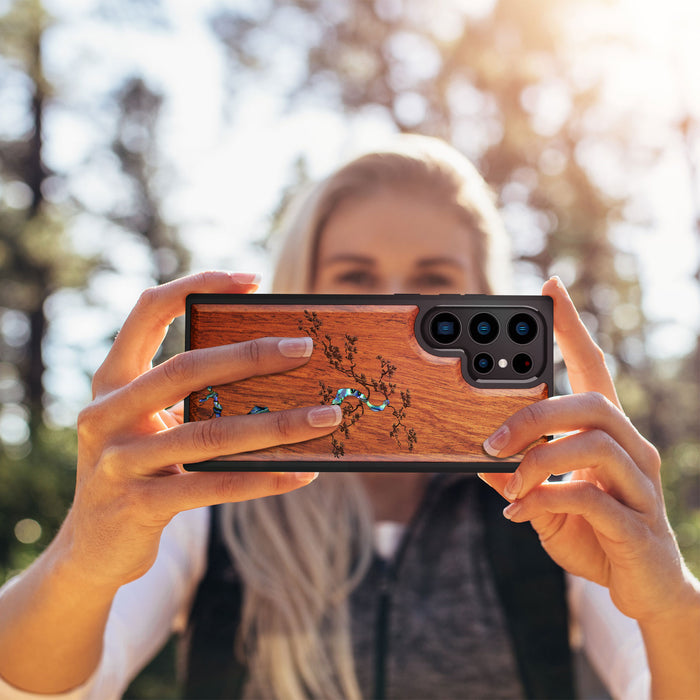 The Majestic Pine Tree, Hand-Inlaid Wood & Mother of Pearl Case - Artisanal Cover for Samsung Galaxy