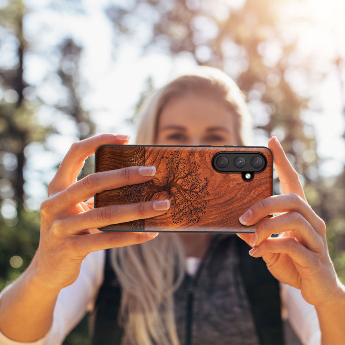 The Yin Yang Tree, Classic Engraved Wood & TPU Case - Artisanal Cover for Samsung Galaxy