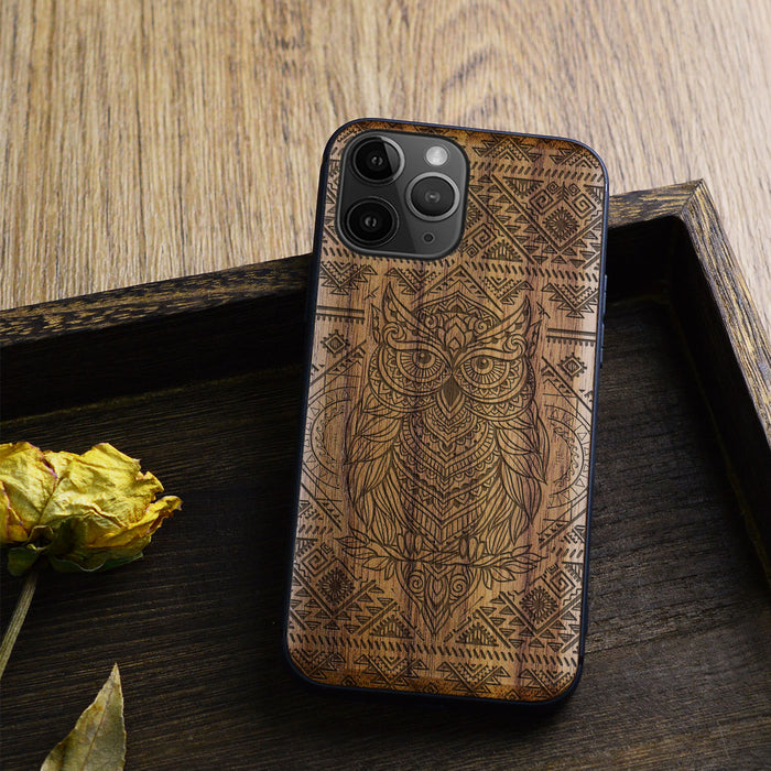 The Owl Mandala, Classic Engraved Wood & TPU Case - Artisanal Cover for Apple iPhone