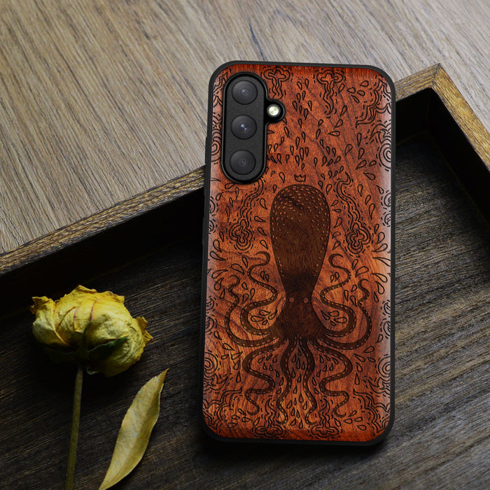 The Floral Octopus, Classic Engraved Wood & TPU Case - Artisanal Cover for Samsung Galaxy