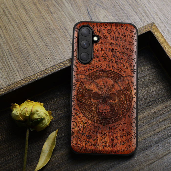 Gothic Transfiguration, Classic Engraved Wood & TPU Case - Artisanal Cover for Samsung Galaxy