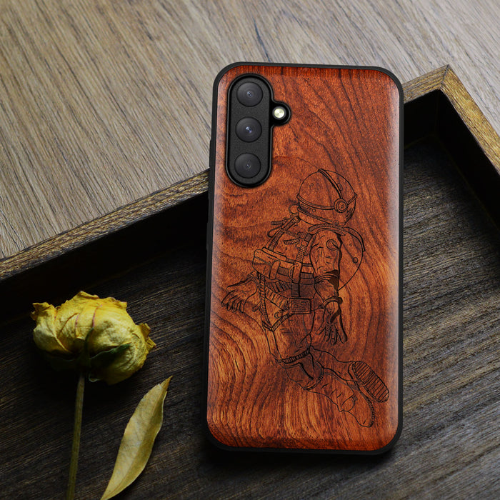 The Floating Astronaut, Classic Engraved Wood & TPU Case - Artisanal Cover for Samsung Galaxy