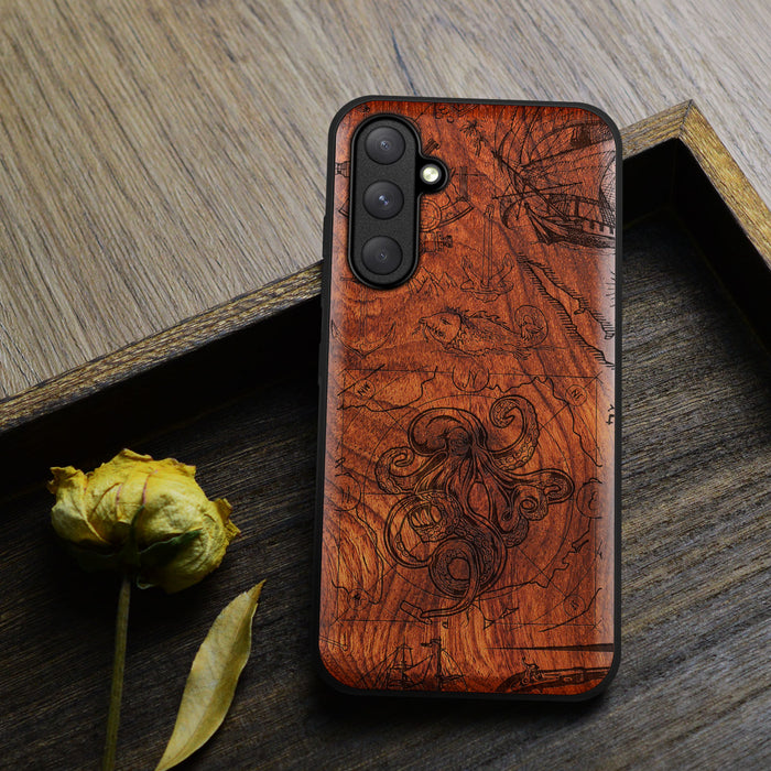 The Octopus and Maritime Treasures, Classic Engraved Wood & TPU Case - Artisanal Cover for Samsung Galaxy