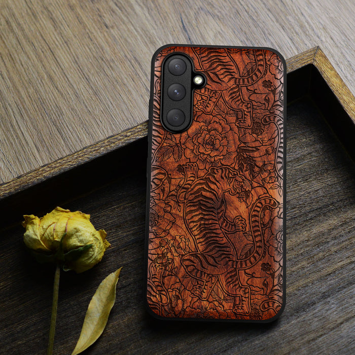 A Tiger Amidst Flowers and Vines, Classic Engraved Wood & TPU Case - Artisanal Cover for Samsung Galaxy